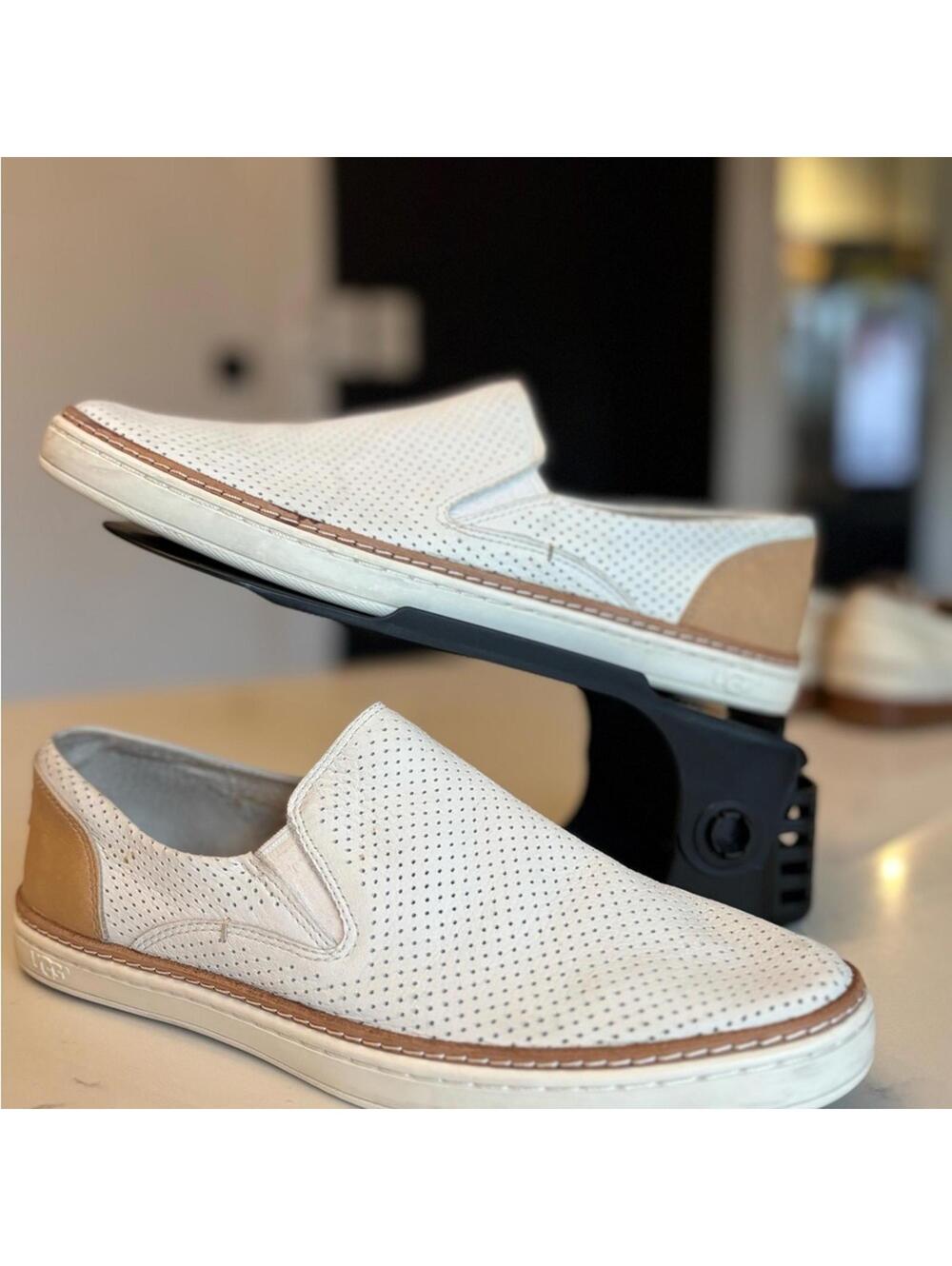 Woman's Ugg Slip-On Shoes, Size 8